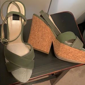 WHBM OLIVE GREEN NUBUCK WEDGE SANDAL